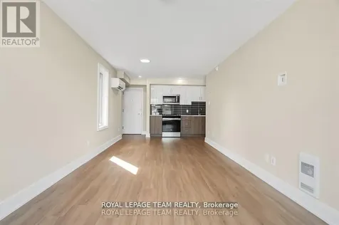 366 Winona Avenue Ottawa ON K1Z 5H7