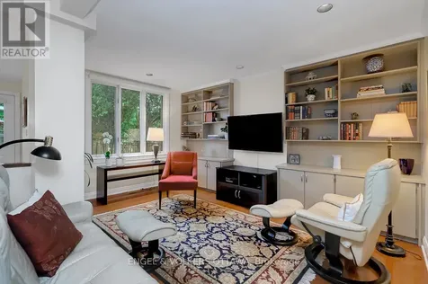 10 Rock Avenue Ottawa ON K1M 1A6