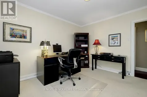 10 Rock Avenue Ottawa ON K1M 1A6