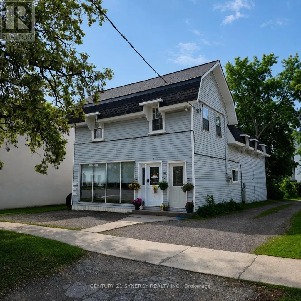41 Main Street East Smiths Falls ON K7A 1A3