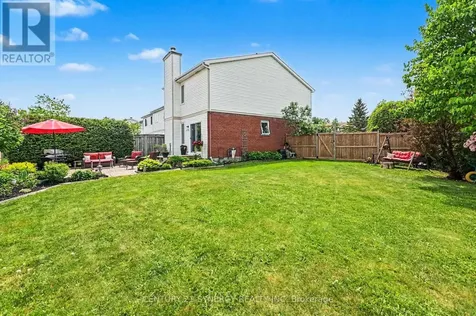 1457 Corsham Avenue Ottawa ON K4A 3M5