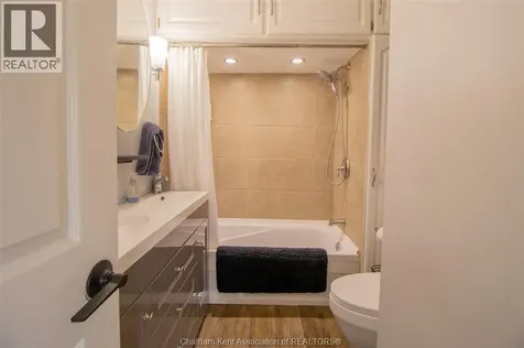 100 Taylor Avenue Chatham ON N7L 2T8