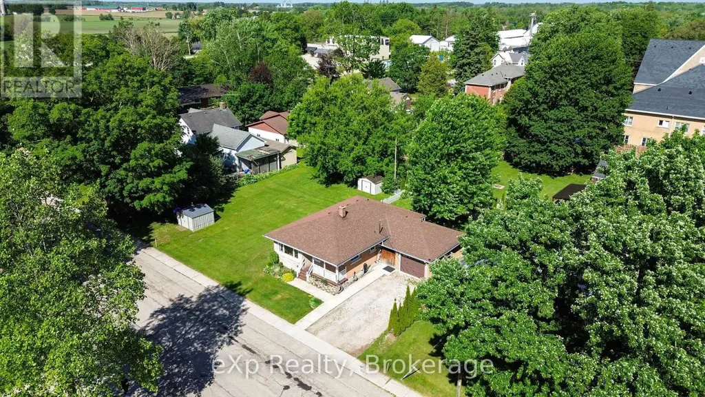 64 Raglan Street West Minto ON N0G 1Z0