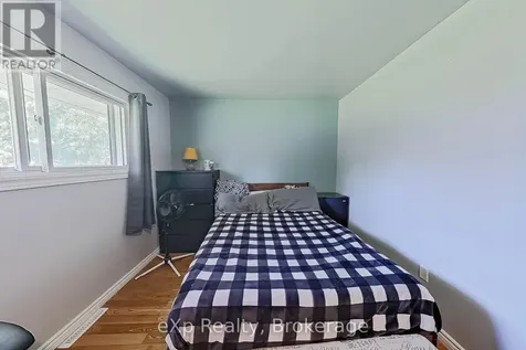 64 Raglan Street West Minto ON N0G 1Z0