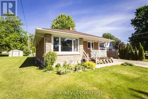 64 Raglan Street West Minto ON N0G 1Z0