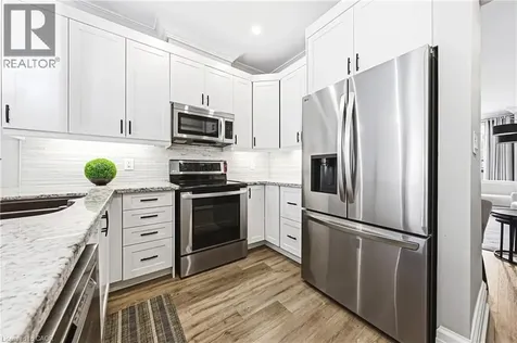 4220 Sarazen Drive Burlington ON L7M 5C6