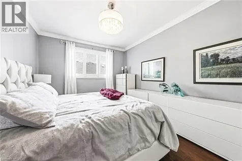 4220 Sarazen Drive Burlington ON L7M 5C6