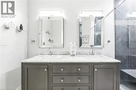 4220 Sarazen Drive Burlington ON L7M 5C6