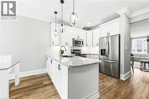 4220 Sarazen Drive Burlington ON L7M 5C6