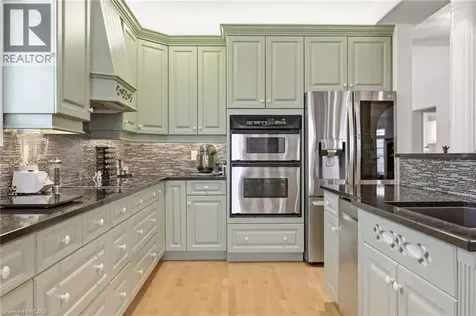 4172 Stonebridge Crescent Burlington ON L7M 4N2