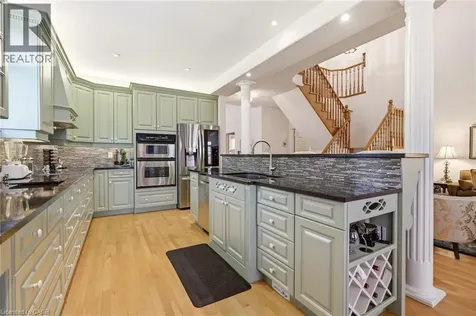 4172 Stonebridge Crescent Burlington ON L7M 4N2