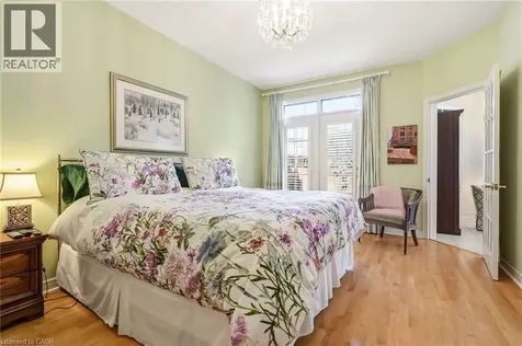 4172 Stonebridge Crescent Burlington ON L7M 4N2