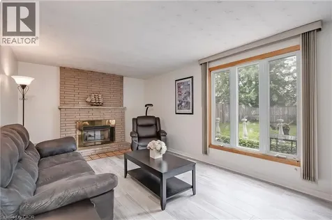 7 Oakland Drive Hamilton ON L8E 3R4