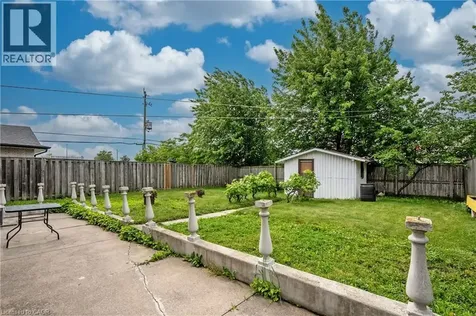 7 Oakland Drive Hamilton ON L8E 3R4