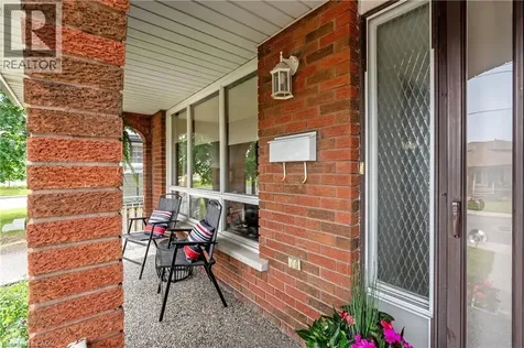 7 Oakland Drive Hamilton ON L8E 3R4