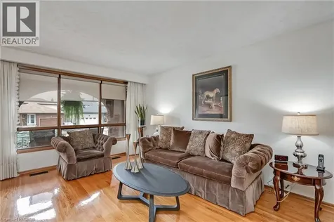 7 Oakland Drive Hamilton ON L8E 3R4