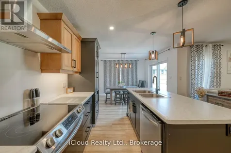 15 Curren Crescent Tillsonburg ON N4G 0J3