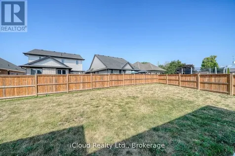 15 Curren Crescent Tillsonburg ON N4G 0J3