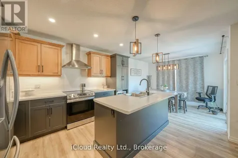 15 Curren Crescent Tillsonburg ON N4G 0J3