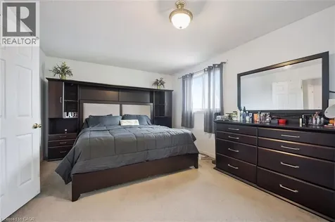 817 Acadia Drive Hamilton ON L8W 3V5