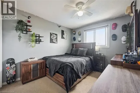 817 Acadia Drive Hamilton ON L8W 3V5