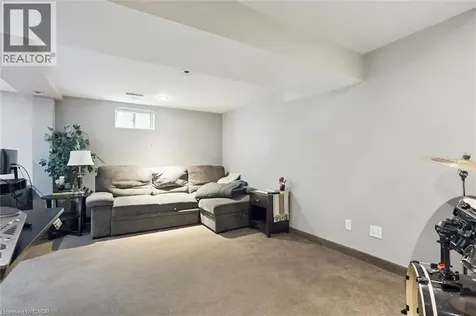817 Acadia Drive Hamilton ON L8W 3V5