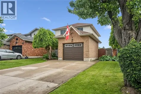 817 Acadia Drive Hamilton ON L8W 3V5