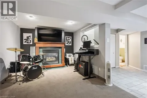 817 Acadia Drive Hamilton ON L8W 3V5