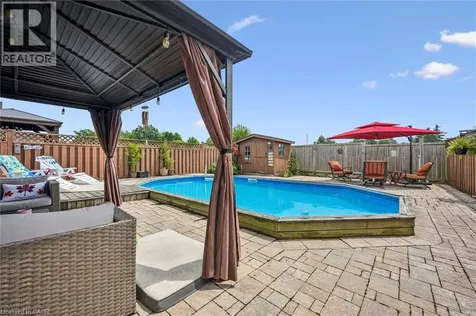 817 Acadia Drive Hamilton ON L8W 3V5