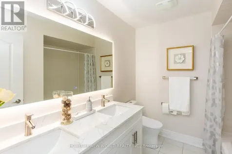 164 Banbrooke Crescent Newmarket (summerhill Estates) ON L3X 2W6