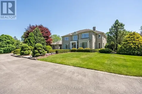 938 Governor's Road Hamilton ON L9H 5E3