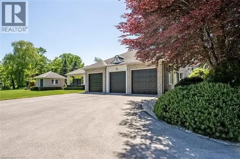 938 Governor's Road Dundas ON L9H 5E3