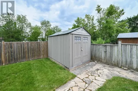 37 Margaret Street East Orangeville ON L9W 2N5
