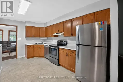11 Rickwood Place St. Thomas ON N5R 5Z3
