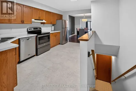 11 Rickwood Place St. Thomas ON N5R 5Z3