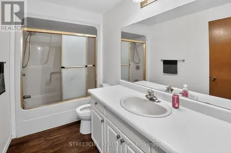 11 Rickwood Place St. Thomas ON N5R 5Z3