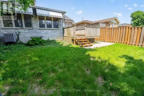 11 Rickwood Place St. Thomas ON N5R 5Z3