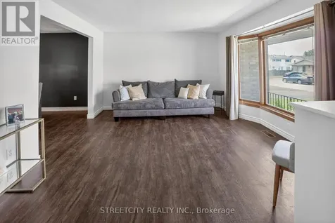 11 Rickwood Place St. Thomas ON N5R 5Z3