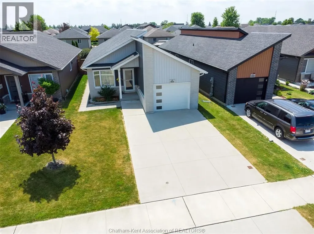 105 Moonstone Crescent Chatham ON N7M 0S1