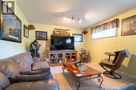 3 Goldmere Drive Chatham ON N7M 5R3