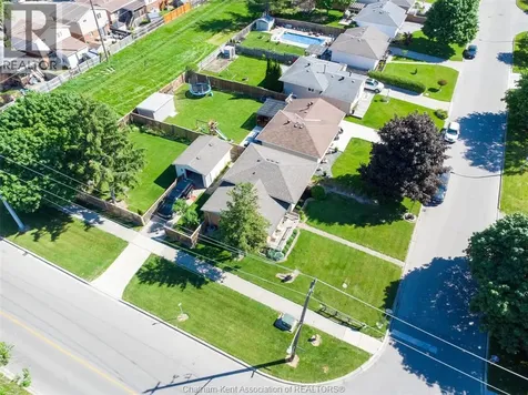 3 Goldmere Drive Chatham ON N7M 5R3