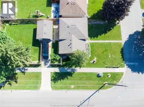 3 Goldmere Drive Chatham ON N7M 5R3