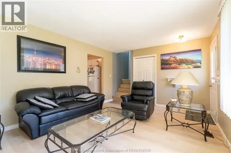 3 Goldmere Drive Chatham ON N7M 5R3