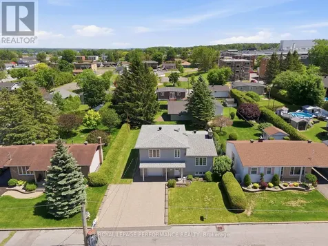 501 Champlain Street Hawkesbury ON K6A 2C3