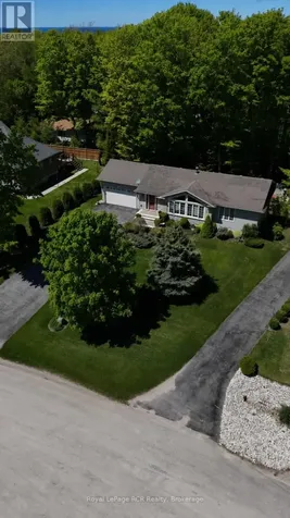 14 Frederick Street South Bruce Peninsula ON N0H 2G0