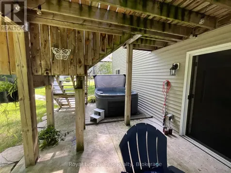 14 Frederick Street South Bruce Peninsula ON N0H 2G0