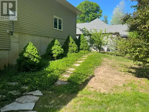 14 Frederick Street South Bruce Peninsula ON N0H 2G0