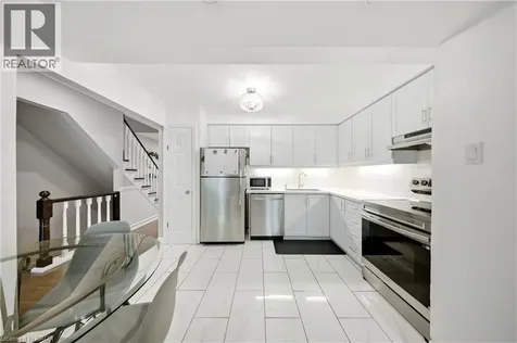 33 Tara Park Crescent Brampton ON L6V 3E3