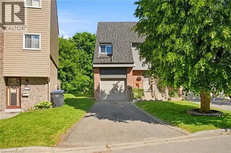 33 Tara Park Crescent Brampton ON L6V 3E3