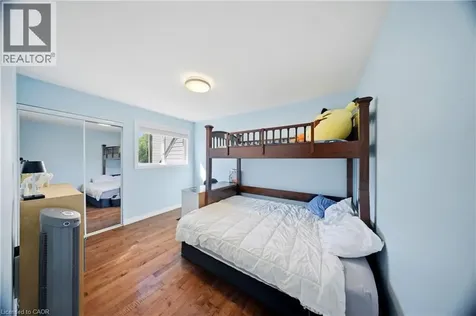 33 Tara Park Crescent Brampton ON L6V 3E3